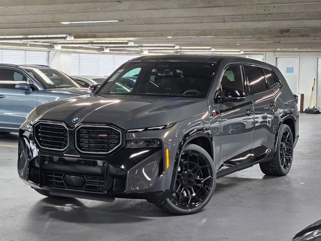 Gray (Dravit Grey Metallic) 2026 BMW XM Label AWD SUV / Crossover All-Wheel Drive Automatic