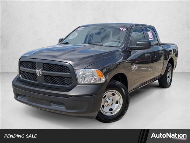 2019 RAM 1500 Classic Tradesman Crew Cab RWD