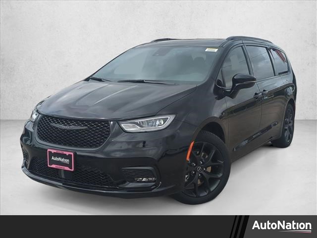 2026 Chrysler Pacifica Limited FWD