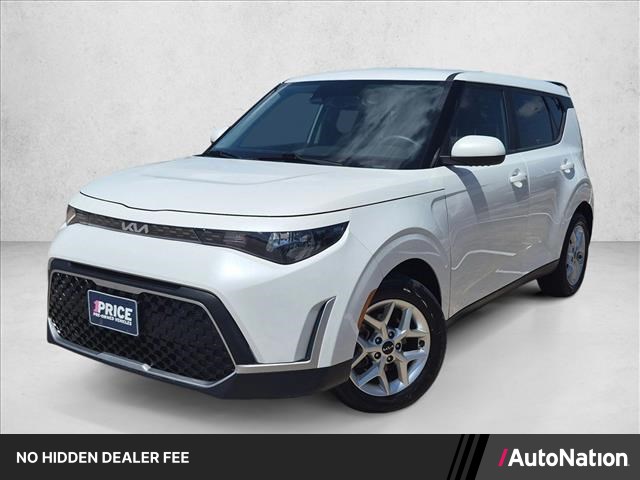 Snow White Pearl 2024 Kia Soul SUV / Crossover Front-Wheel Drive Automatic