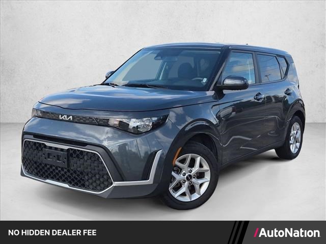 Gravity Gray 2024 Kia Soul SUV / Crossover Front-Wheel Drive Automatic