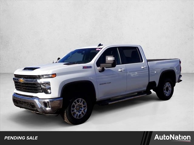 Summit White 2024 Chevrolet Silverado 2500HD LT Crew Cab 4WD Pickup Truck Four-Wheel Drive Automatic