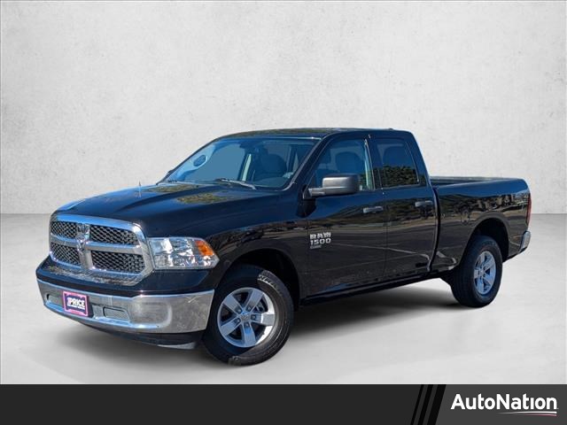 2024 RAM 1500 Classic SLT Quad Cab 4WD