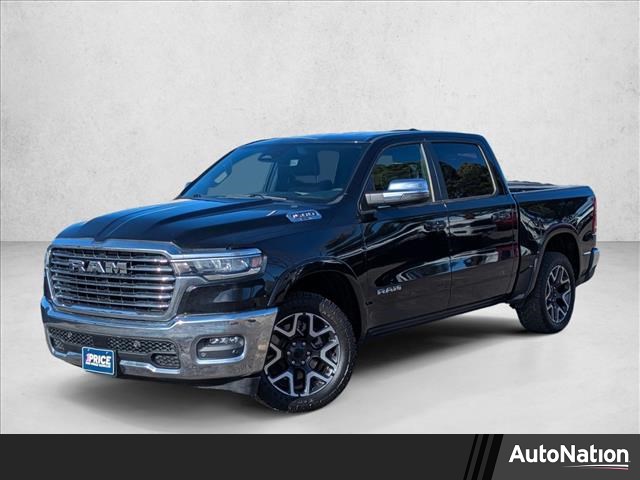 2025 RAM 1500 Laramie Crew Cab 4WD