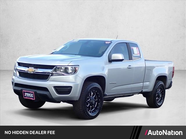 Silver Ice Metallic 2017 Chevrolet Colorado Pickup Truck Four-Wheel Drive 6-Speed Automatic