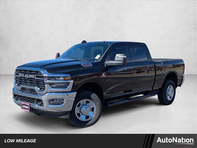 Diamond Black Crystal Pearlcoat 2025 RAM 2500 Tradesman Crew Cab 4WD Pickup Truck Four-Wheel Drive 8-Speed Automatic