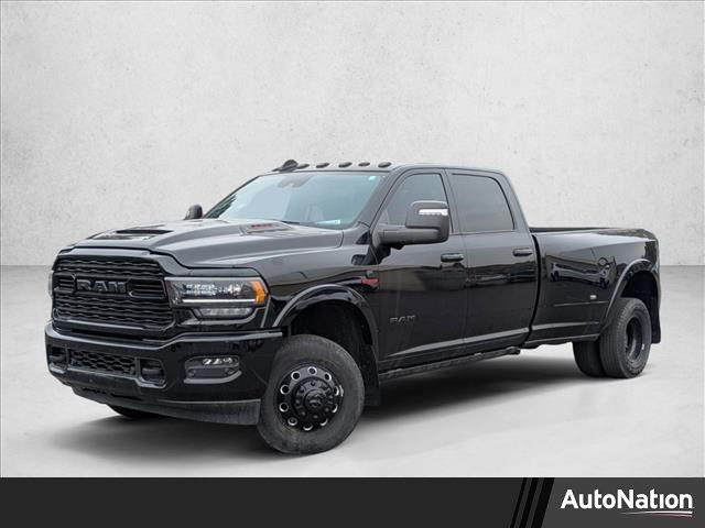 2024 RAM 3500 Limited Crew Cab LB DRW 4WD