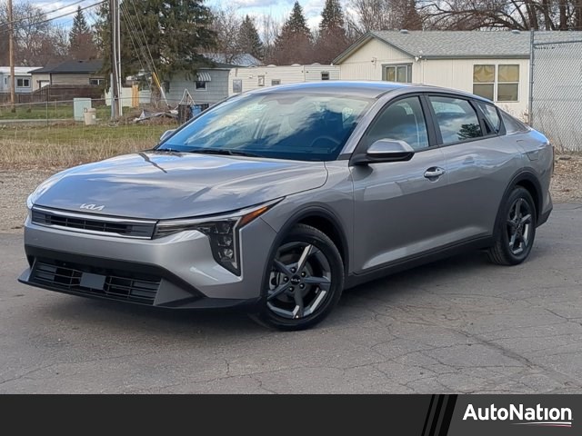 2025 Kia K4 LXS FWD