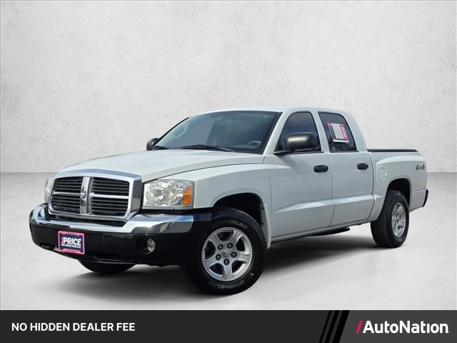 Bright White Clear 2005 Dodge Dakota Pickup Truck Four-Wheel Drive 5-Speed Automatic