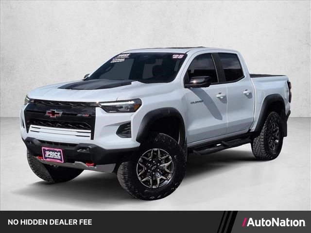 Summit White 2025 Chevrolet Colorado ZR2 Crew Cab 4WD Pickup Truck Four-Wheel Drive 8-Speed Automatic