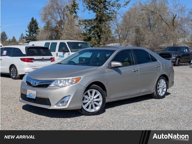 2014 Toyota Camry Hybrid XLE FWD