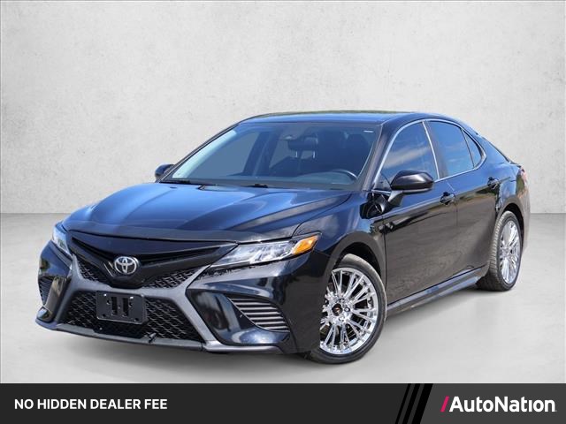 2019 Toyota Camry SE FWD
