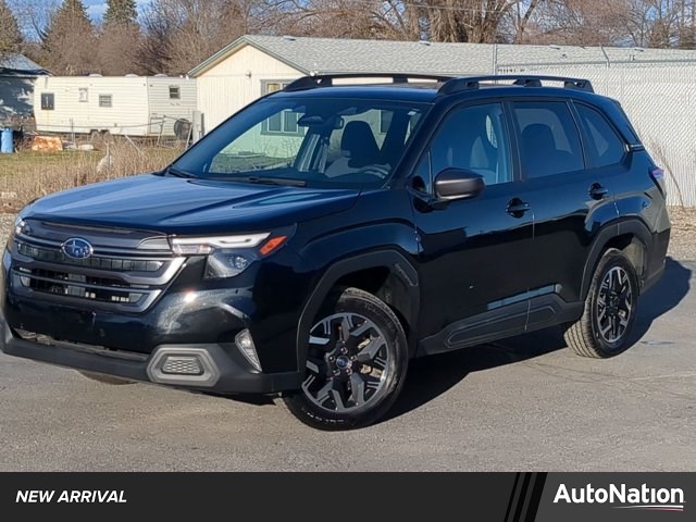 2025 Subaru Forester Premium Crossover AWD