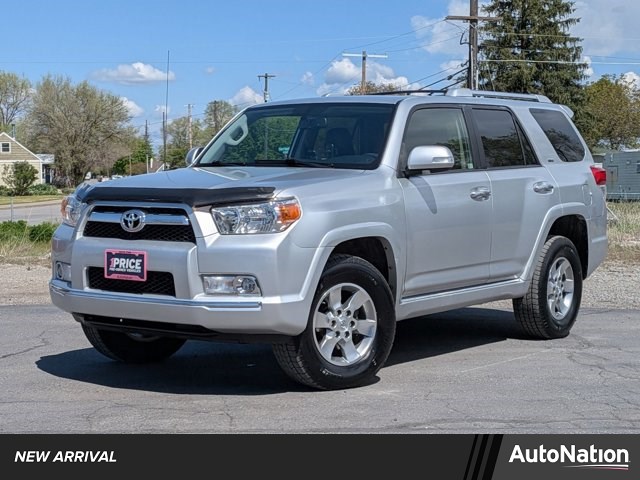 Classic Silver Metallic 2012 Toyota 4Runner SR5 4WD SUV / Crossover Four-Wheel Drive Automatic