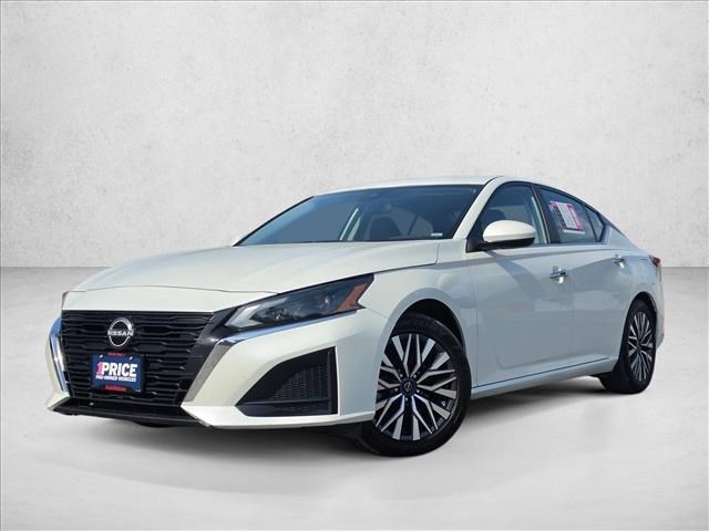 2023 Nissan Altima 2.5 SV FWD