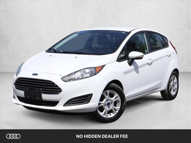 Oxford White 2015 Ford Fiesta SE Hatchback Hatchback Front-Wheel Drive 6-Speed Automatic