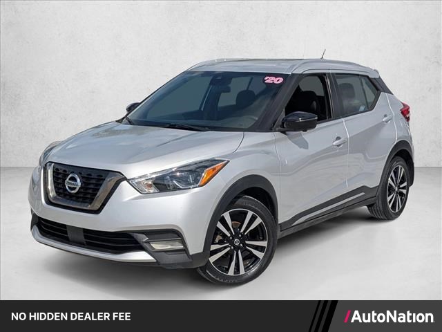 Brilliant Silver Metallic 2020 Nissan Kicks SUV / Crossover Front-Wheel Drive Automatic