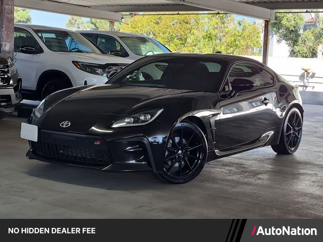 Raven 2023 Toyota GR86 Coupe Rear-Wheel Drive 6-Speed Manual