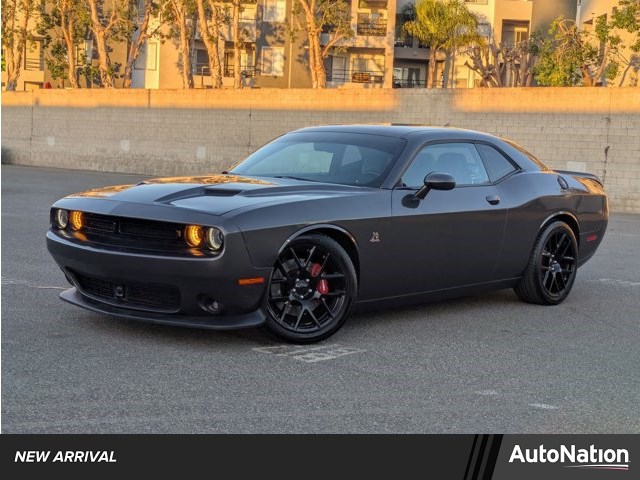 2016 Dodge Challenger R/T Scat Pack RWD