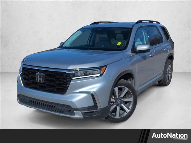 Lunar Silver Metallic 2024 Honda Pilot Touring FWD SUV / Crossover Front-Wheel Drive Automatic