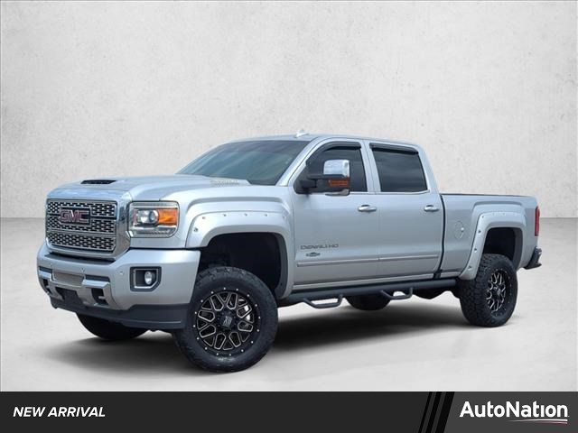2018 GMC Sierra 2500HD Denali Crew Cab SB 4WD