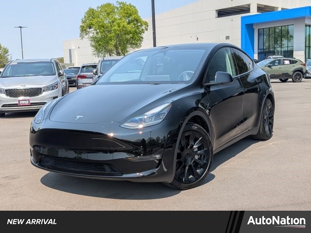 Black 2024 Tesla Model Y Long Range AWD SUV / Crossover All-Wheel Drive Automatic