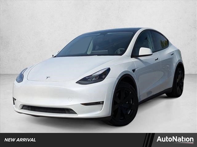 White 2023 Tesla Model Y Long Range AWD SUV / Crossover All-Wheel Drive Automatic