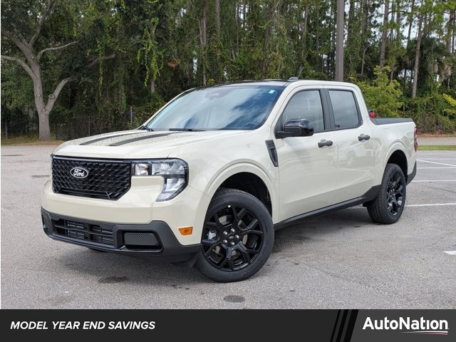 Desert Sand 2025 Ford Maverick XLT SuperCrew AWD Pickup Truck All-Wheel Drive 8-Speed Automatic