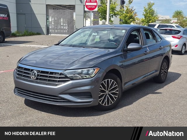 Platinum Gray Metallic 2021 Volkswagen Jetta Sedan Front-Wheel Drive 8-Speed Automatic