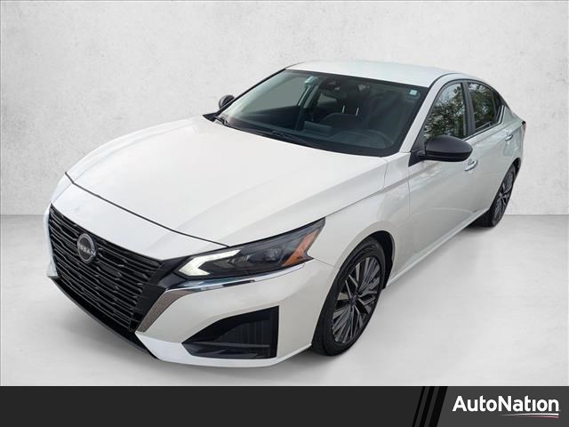 Glacier White 2025 Nissan Altima 2.5 SV FWD Sedan Front-Wheel Drive Automatic