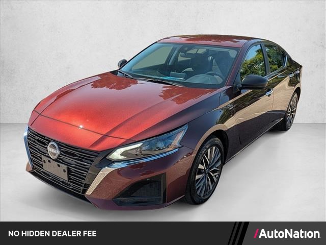 Garnet Pearl Metallic 2025 Nissan Altima Sedan All-Wheel Drive Automatic