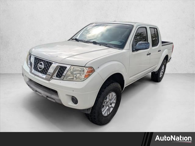 White 2015 Nissan Frontier S Crew Cab 4WD Pickup Truck Four-Wheel Drive Automatic