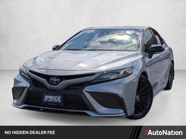Celestial Silver/Midnight Black Metallic 2021 Toyota Camry Hybrid XSE FWD Sedan Front-Wheel Drive Automatic