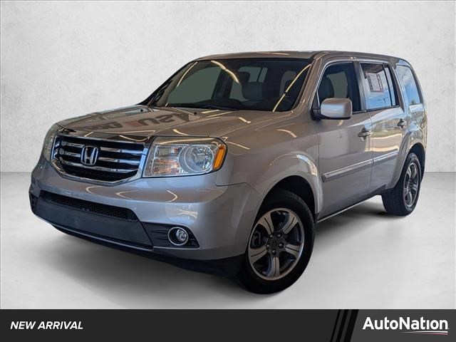 Alabaster Silver Metallic 2015 Honda Pilot SE SUV / Crossover Front-Wheel Drive Automatic