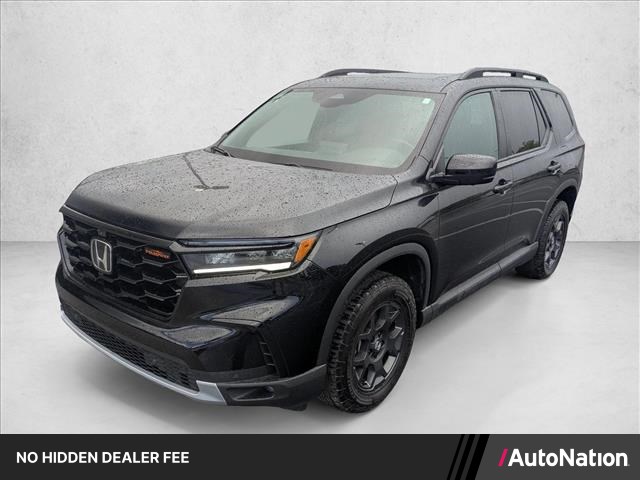 Crystal Black Pearl 2025 Honda Pilot SUV / Crossover All-Wheel Drive Automatic