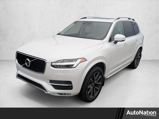 Crystal White Metallic 2018 Volvo XC90 T5 Momentum 7-Passenger AWD SUV / Crossover All-Wheel Drive Automatic