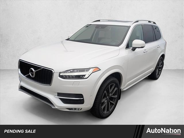 Crystal White Metallic 2018 Volvo XC90 T5 Momentum 7-Passenger AWD SUV / Crossover All-Wheel Drive Automatic