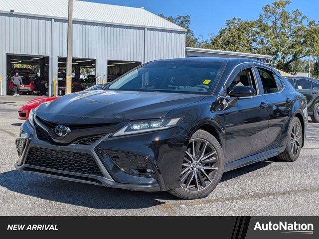 2022 Toyota Camry SE FWD