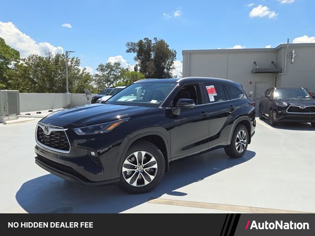 Midnight Black 2026 Toyota Highlander SUV / Crossover All-Wheel Drive Automatic