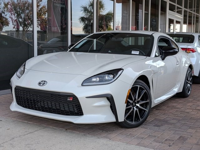 2026 Toyota GR86 RWD