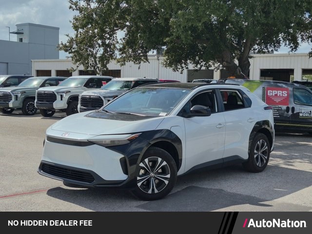 White (Wind Chill Pearl) 2025 Toyota bZ4X SUV / Crossover Front-Wheel Drive Automatic