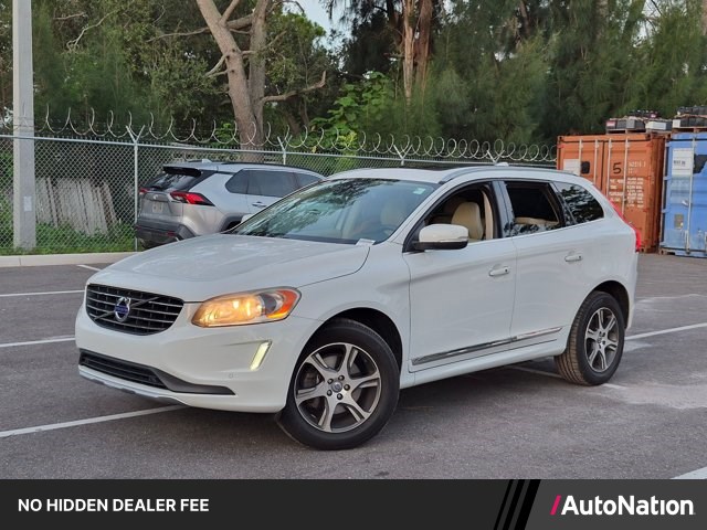 White 2015 Volvo XC60 SUV / Crossover Front-Wheel Drive Automatic