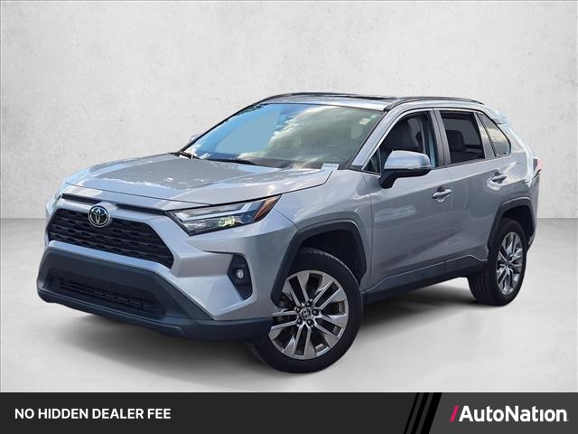 Silver Sky Metallic 2022 Toyota RAV4 SUV / Crossover Front-Wheel Drive Automatic