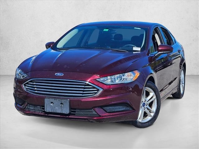 Red (Burgundy Velvet Metallic Tinted Clearcoat) 2018 Ford Fusion SE Sedan Front-Wheel Drive 6-Speed Automatic