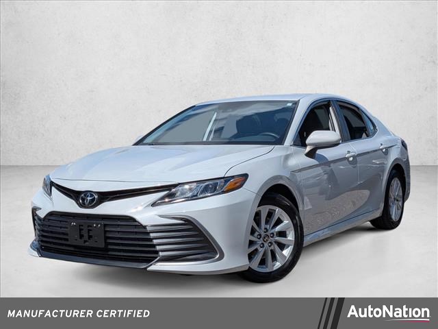 2022 Toyota Camry LE FWD