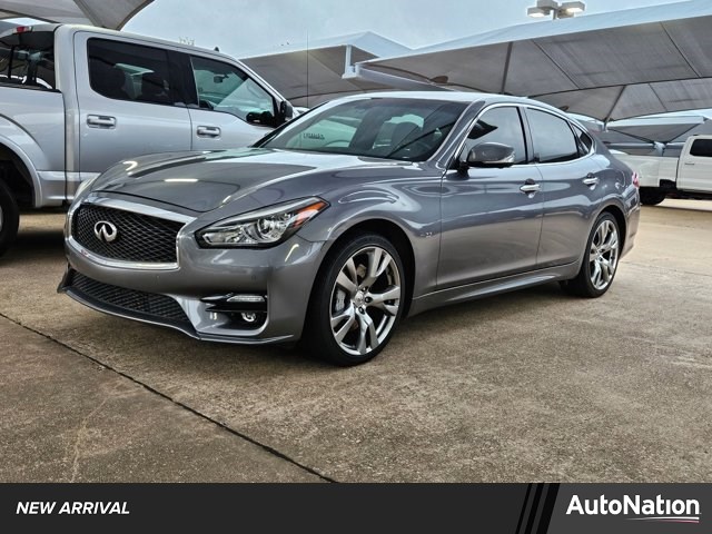 2015 INFINITI Q70 3.7 RWD