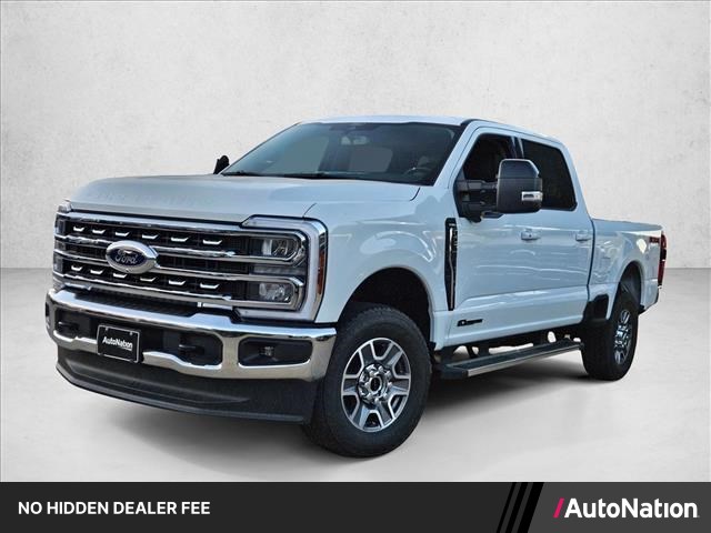 Oxford White 2026 Ford F-250 Super Duty Pickup Truck Four-Wheel Drive Automatic