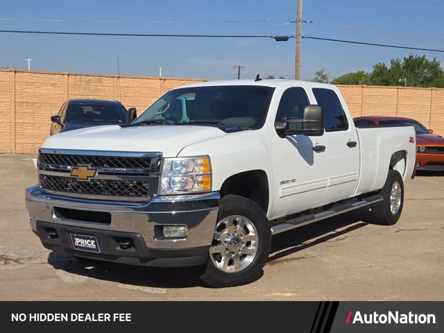 Summit White 2013 Chevrolet Silverado 3500HD Pickup Truck Four-Wheel Drive 6-Speed Automatic