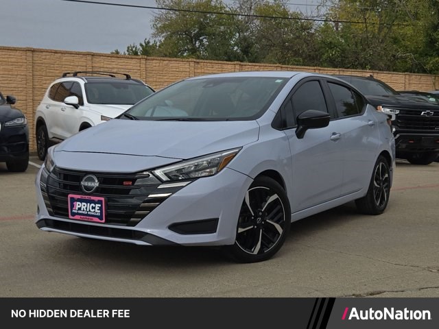 2023 Nissan Versa SR FWD