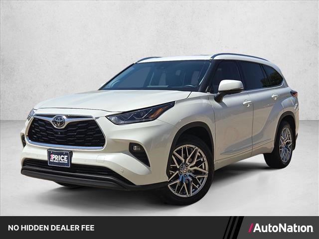 White (Blizzard Pearl) 2021 Toyota Highlander SUV / Crossover All-Wheel Drive Automatic